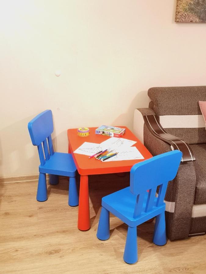 Apartment Z Ogrodem I Tarasem - Pod Karpatka